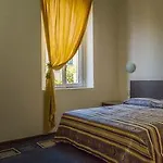 Hotel Luisa 2*