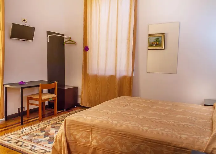 Luisa Hotel