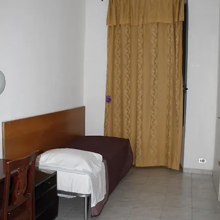 Hotel Luisa 2*