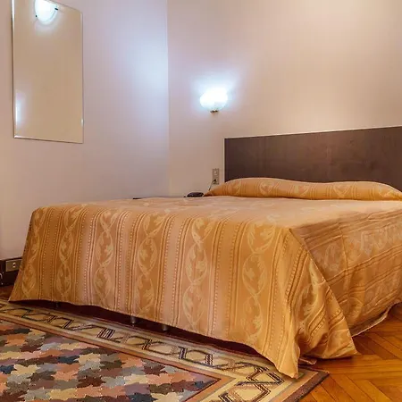 Hotel Luisa Milán