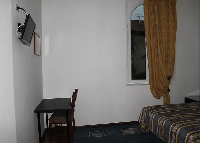 Luisa Hotel 2*